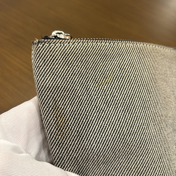 Burberry Handbag - Picture 16 of 16